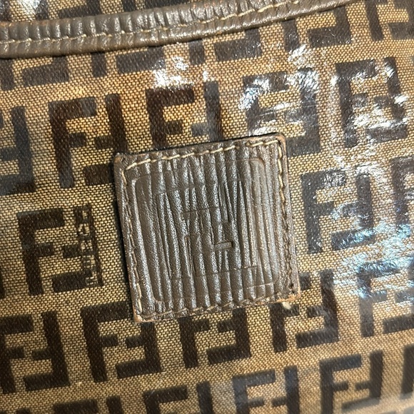 Fendi Vintage monogrammed Crossbody bag - Picture 11 of 16